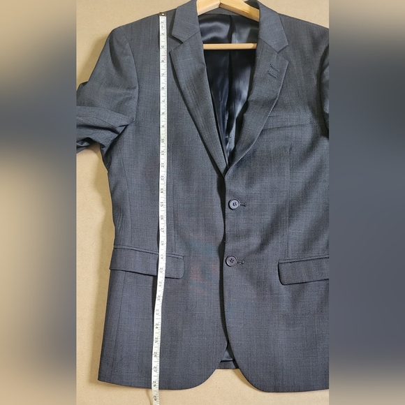 Suit jacket - Picture 3 of 6